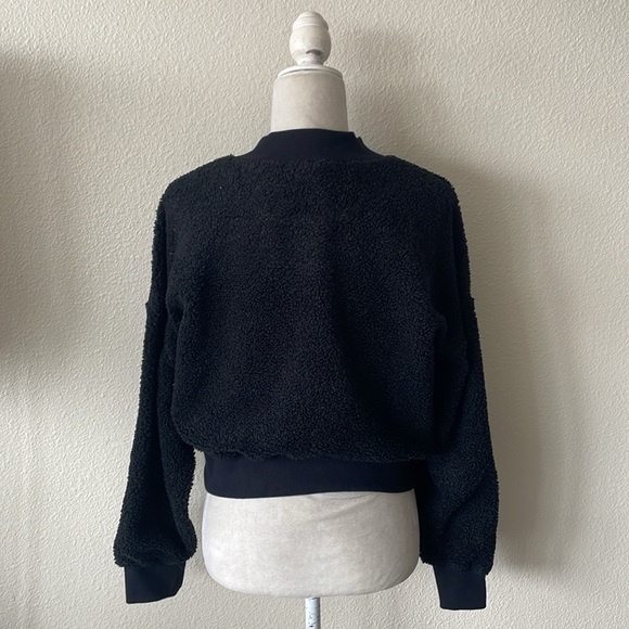 Fabletics‎ - Malia Polar Fleece Pullover - Picture 7 of 10